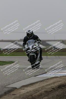 media/Nov-29-2025-TrackDaz (Sat) [[10ae2d9bce]]/C Group/Session 4 (Wheelie Bump)/